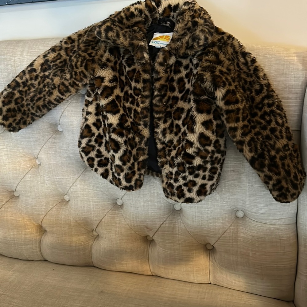 Girls faux fur leopard jacket